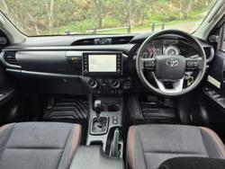 2020 Toyota Hilux SR