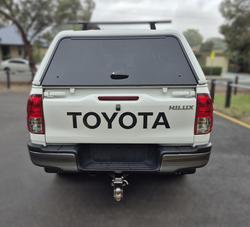 2021 Toyota Hilux SR