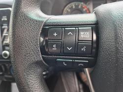 2021 Toyota Hilux SR