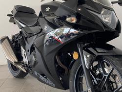 2017 Suzuki GSX250R GSX Black