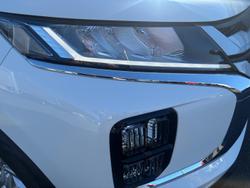 2022 Mitsubishi ASX ES