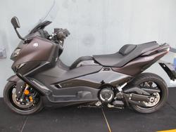 2024 Yamaha TMAX 560 (ABS) MAROON