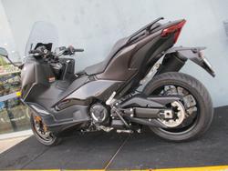 2024 Yamaha TMAX 560 (ABS) MAROON