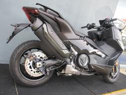2024 Yamaha TMAX 560 (ABS) MAROON