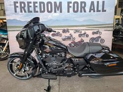 2025 HARLEY-DAVIDSON FLHX STREET GLIDE (117)