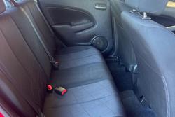 2014 Mazda 2 Neo Sport