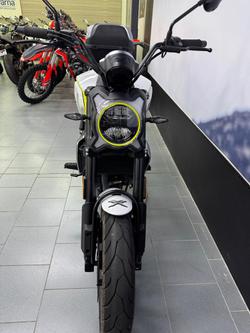 2023 CFMOTO 300 CL-X CL-X Silver