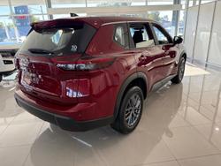 2026 Nissan X-TRAIL ST