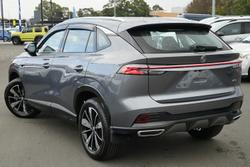 2024 MG HS Excite
