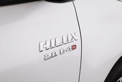 2024 Toyota Hilux SR5 48V