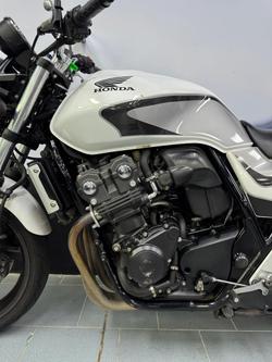 2010 Honda CB400 CB400 White