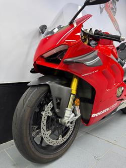 2021 Ducati Panigale V4 R Panigale V4 Red