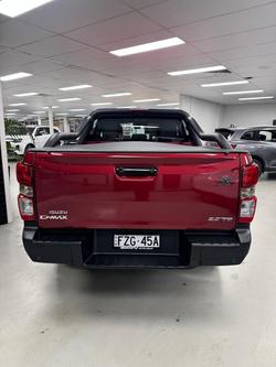 2025 Isuzu D-MAX X-RIDER MY25.5 4X4 Dual Range Magnetic Red