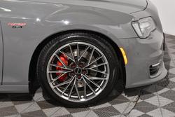2018 Chrysler 300 SRT Hyperblack