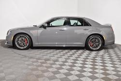 2018 Chrysler 300 SRT Hyperblack