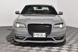 2018 Chrysler 300 SRT Hyperblack