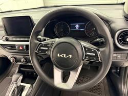 2023 Kia Cerato S BD MY24 Clear White