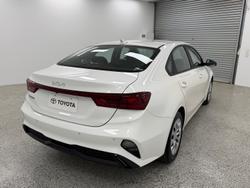 2023 Kia Cerato S BD MY24 Clear White