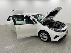 2023 Kia Cerato S BD MY24 Clear White