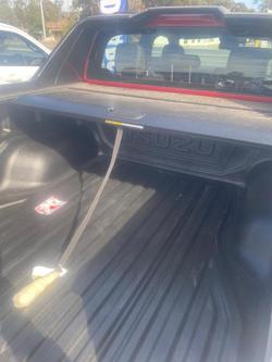 2025 Isuzu D-MAX X-TERRAIN