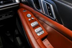 2023 BMW X7 M60i