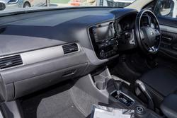 2016 Mitsubishi Outlander XLS
