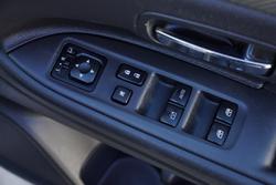 2016 Mitsubishi Outlander XLS
