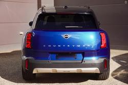 2024 MINI Countryman SE Favoured