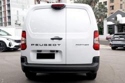 2024 Peugeot Partner Pro
