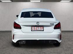 2024 MG MG5 Essence