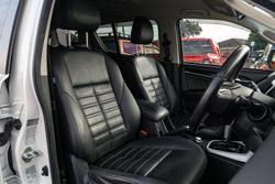 2020 Isuzu MU-X Onyx Edition
