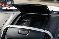 2020 Isuzu MU-X Onyx Edition