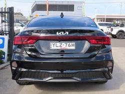 2022 Kia Cerato Sport+