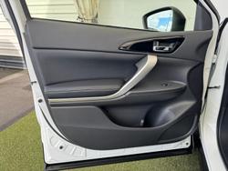 2023 Mitsubishi Eclipse Cross PHEV XLS PLUS