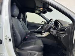 2023 Mitsubishi Eclipse Cross PHEV XLS PLUS