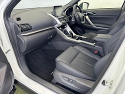 2023 Mitsubishi Eclipse Cross PHEV XLS PLUS