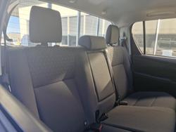 2025 Toyota Hilux SR 48V