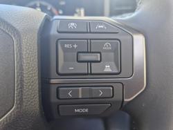2025 Toyota Hilux SR 48V