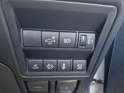 2025 Toyota Hilux SR 48V