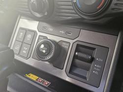 2025 Toyota Hilux SR 48V