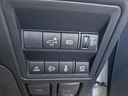 2025 Toyota Hilux SR 48V