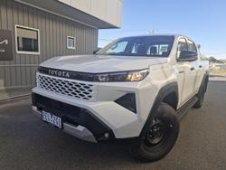 2025 Toyota Hilux SR 48V