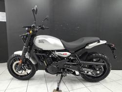 2026 Royal Enfield GUERILLA 450 Silver