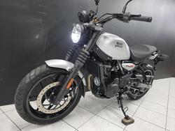 2026 Royal Enfield GUERILLA 450 Silver