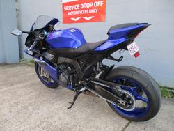 2025 YAMAHA YZF-R9 BLUE