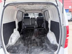 2014 Hyundai iLoad TQ2-V MY14 Creamy White