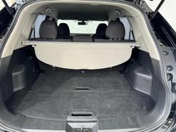 2017 Nissan X-TRAIL ST