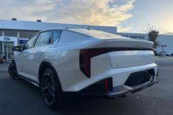 2024 Kia K4 GT-Line