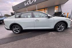 2024 Kia K4 S