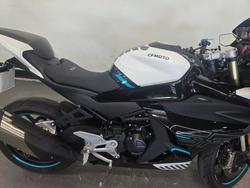 2024 CFMOTO 450 SR ABS NEBULA BLACK